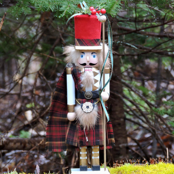 Highland Nutcracker~White & Gold