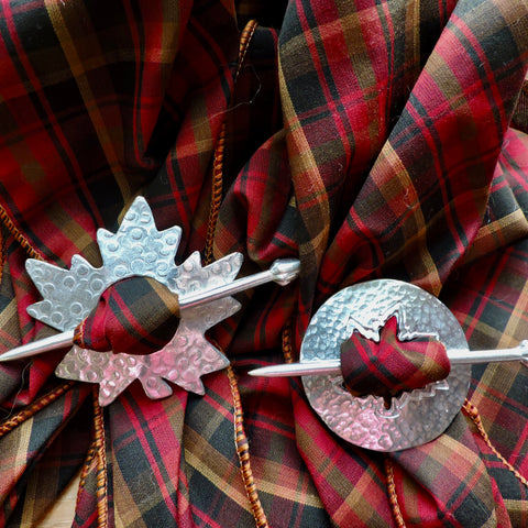 Maple Leaf Shawl/Scarf Fastener