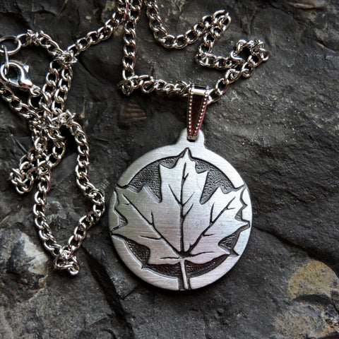 Maple Leaf Round Pendant