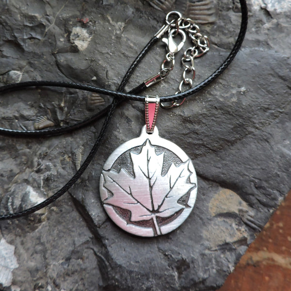 Maple Leaf Round Pendant