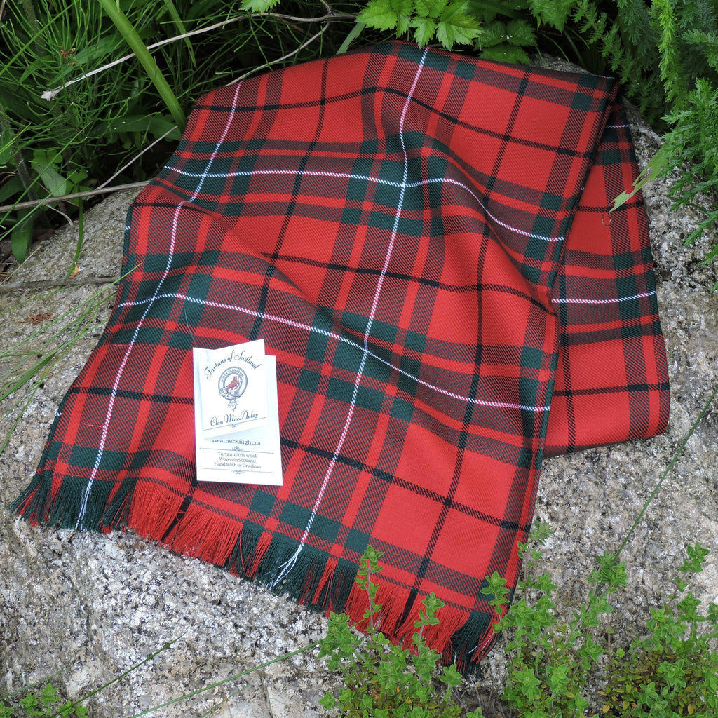 Fringed Table Runner~Clan & Speciality