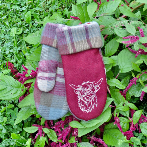 Embroidered Lambswool Tartan Mittens