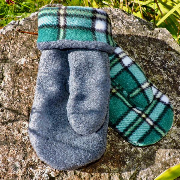 Reversible Fleece Mittens