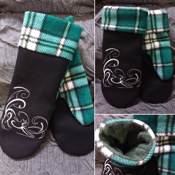 Embroidered Fleece Mittens~Nova Scotia Tartan