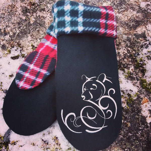 Embroidered Fleece Mittens~Nova Scotia Tartan