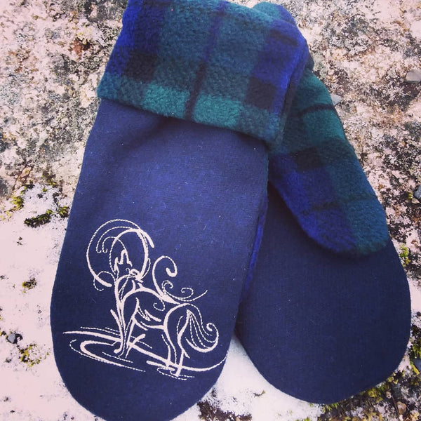 Embroidered Fleece Mittens~Nova Scotia Tartan