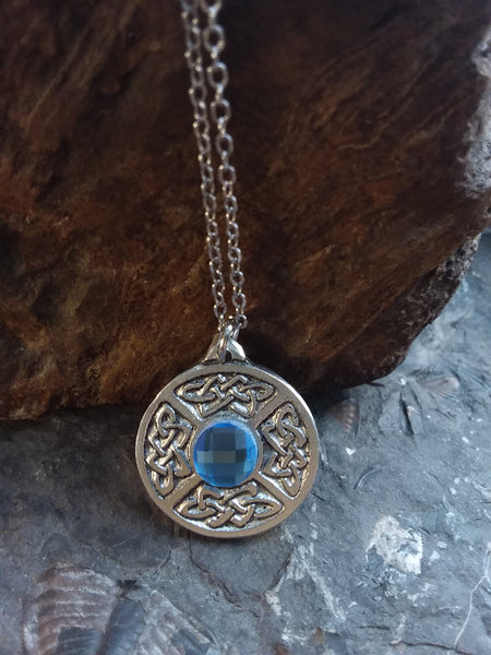 Mediator Pendant