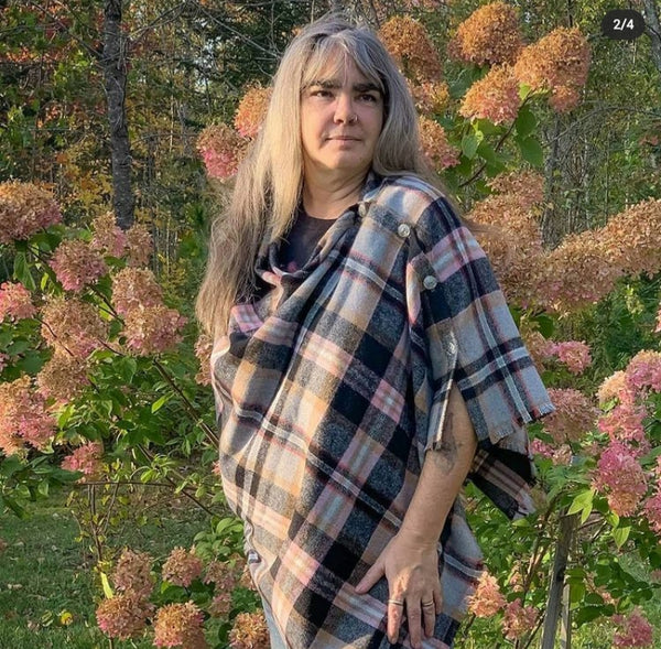 Button Shawl~Brushed Plaid