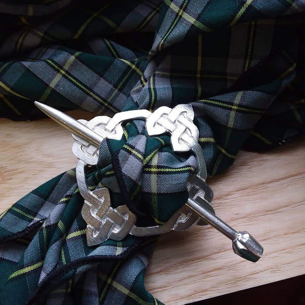 Shawl/Scarf Fastener