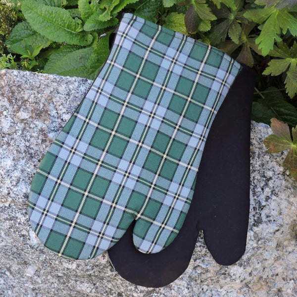 Cape Breton Tartan Oven Mitts