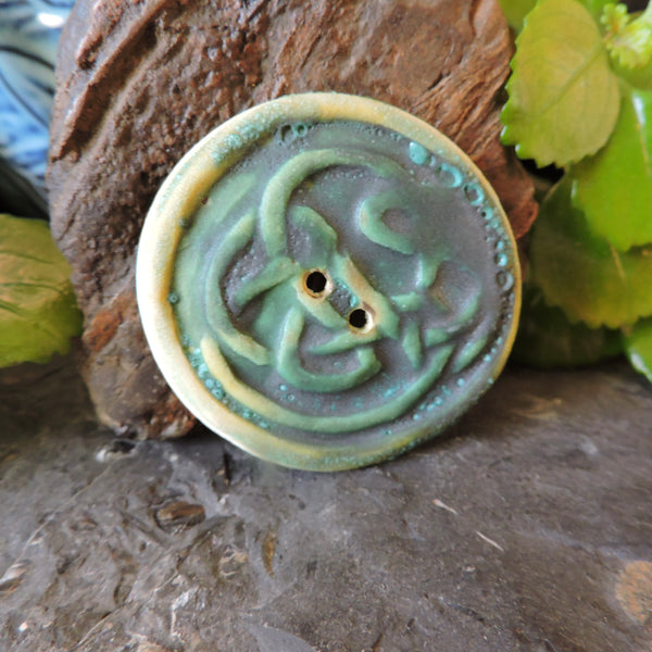 Porcelain Buttons X-Lg Celtic Knot